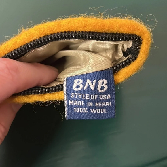 Retro 100% Wool Flower Power Mustard Yellow Vintage 1970s Coin Purse Wallet - Picture 5 of 7